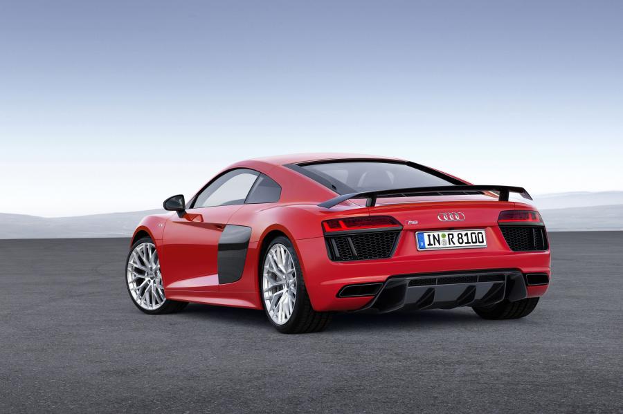  Audi R8 V10 Plus 2015 года  (WW) (фото 12 из 30)